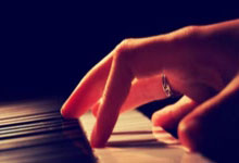 鲸鱼体育：体坛名场面｜李月汝最不可思议一球，对方全员都看傻眼，场下的教练震惊无比.